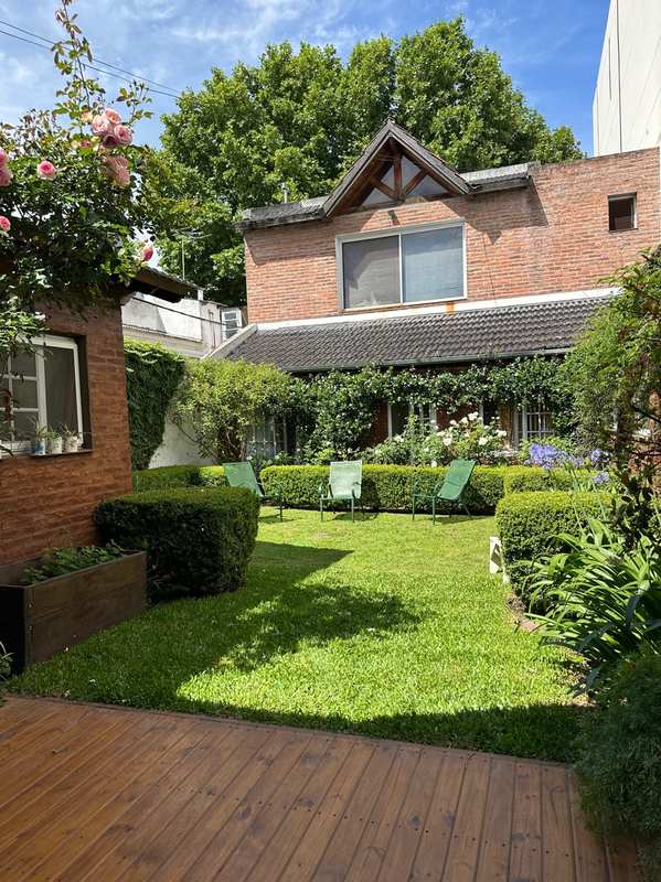 Jardín soleado